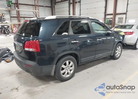 2013 Kia Sorento Lx z USA, uszkodzony, nr VIN 5XYKT4A61DG371260